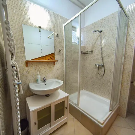 Notafa Vendeghaz Eger